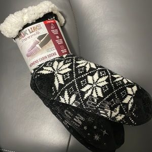 NWT MUK LUKS Women’s Large Cabin Socks 2 Pair Pack